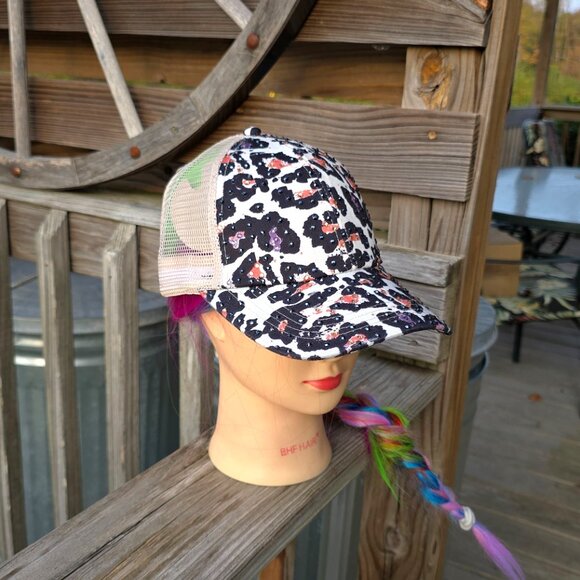 Ladies White Leopard Print BLING Hat NEW No Tags - Picture 2 of 4